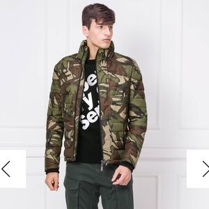 Superdry Jacket Size Medium